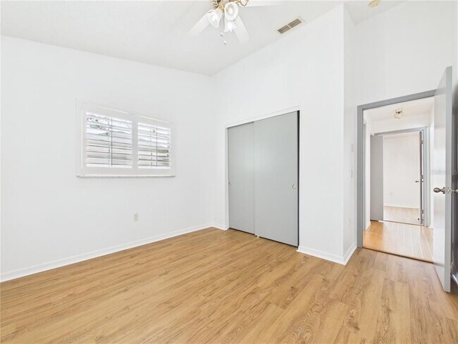 Building Photo - 9434 Holnwon Ct