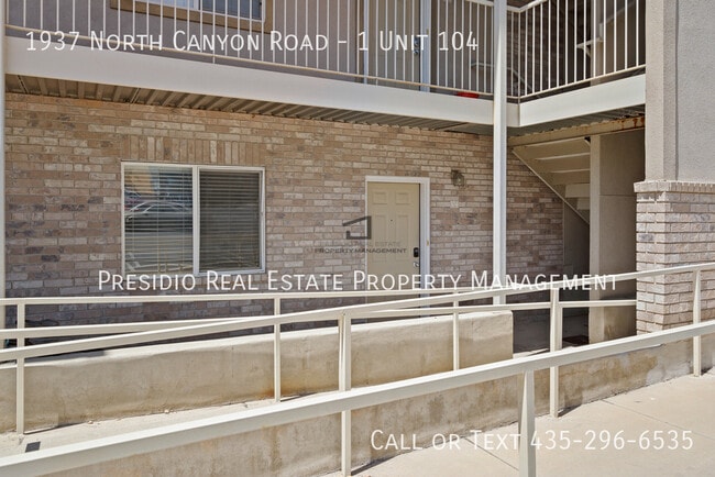 Building Photo - 1937 N Canyon Rd