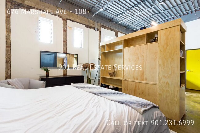 Building Photo - 676 Marshall Ave