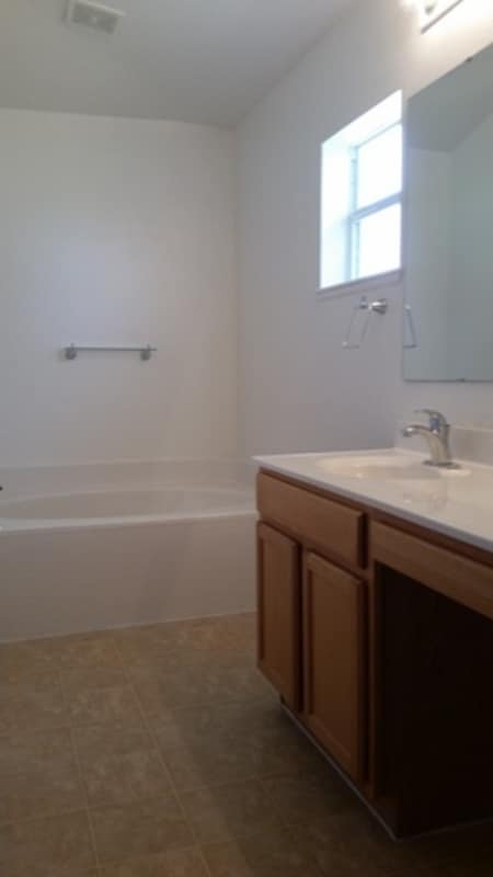 Building Photo - 1019 N Platte Way