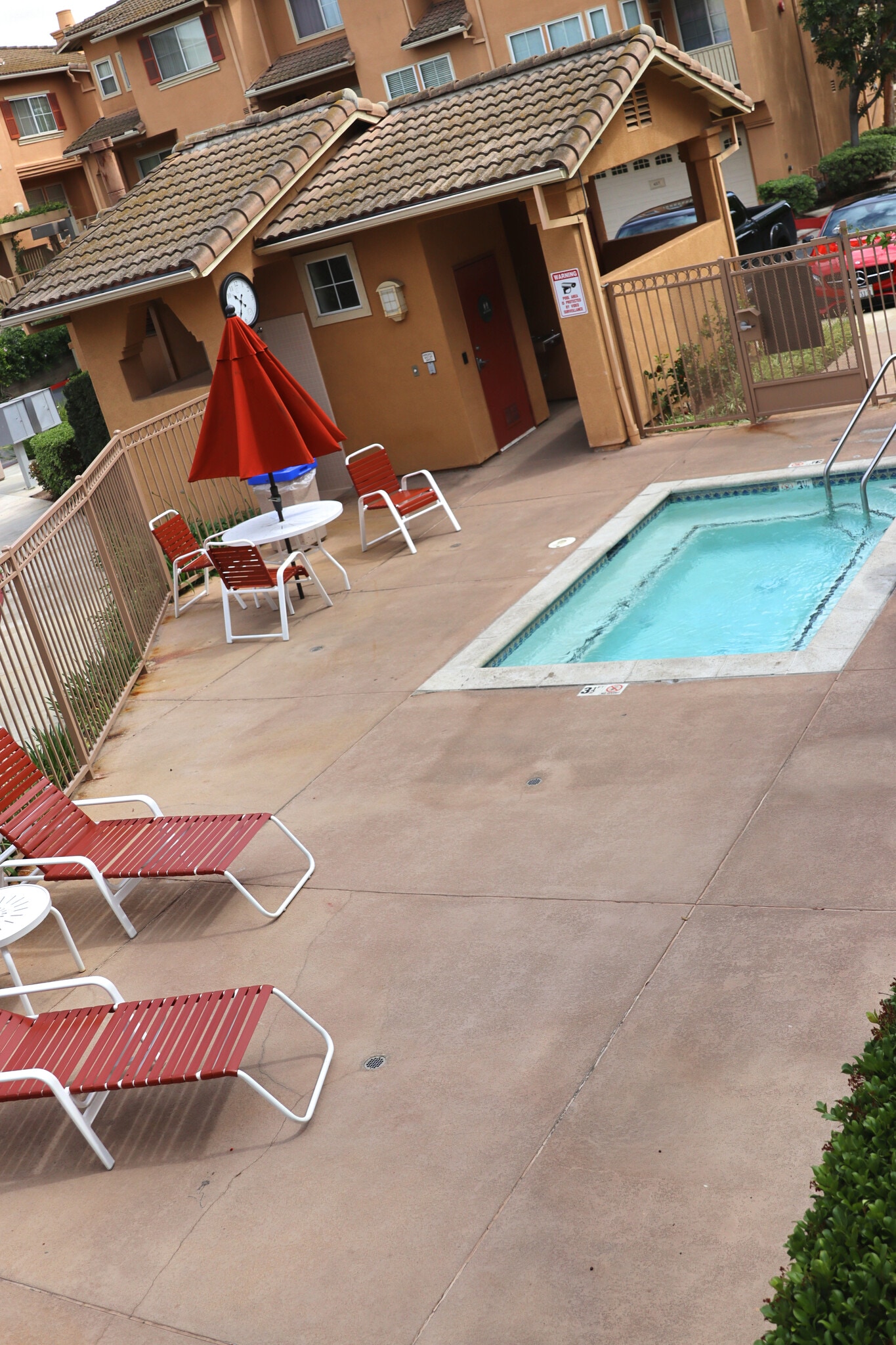 Second Spa - 523 W Summerfield Cir