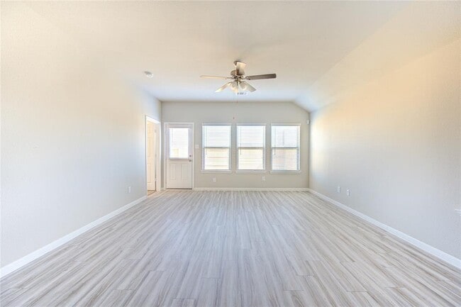Building Photo - 430 Aurora Creek Ln