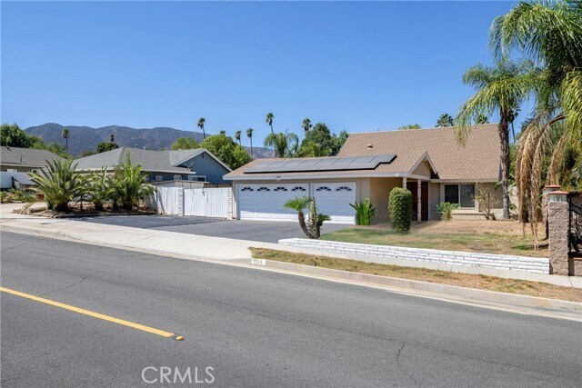 Building Photo - 1604 Avenida Del Vista