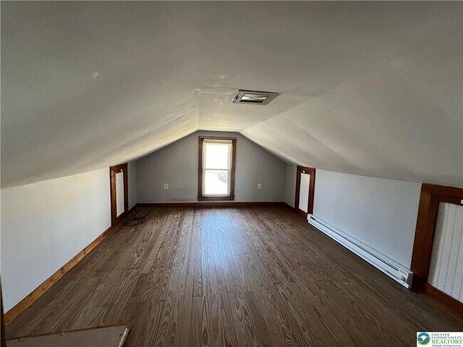 Building Photo - 353 West St