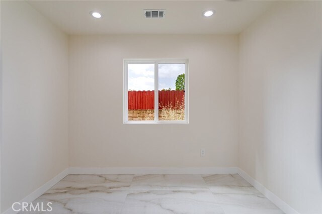 Building Photo - 20473 Shamrock Pl