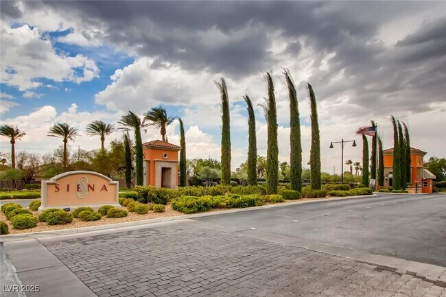 Building Photo - 5389 Progresso St