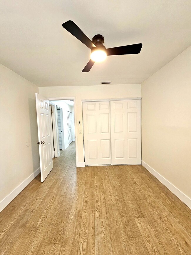 Building Photo - 4780 Orleans Ct