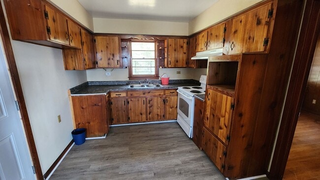 Building Photo - Near Ft Benning