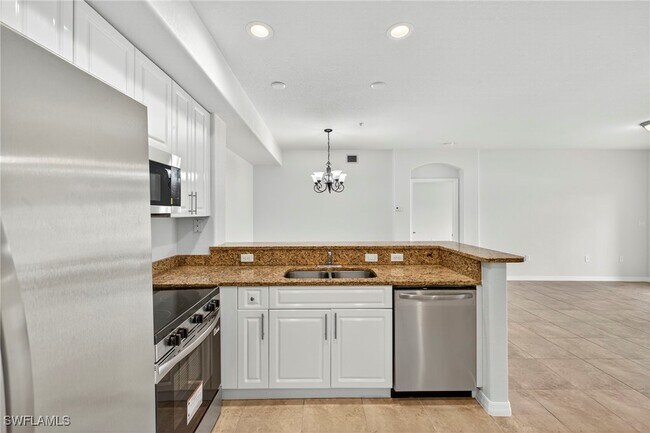 Building Photo - 13150 Bella Casa Cir