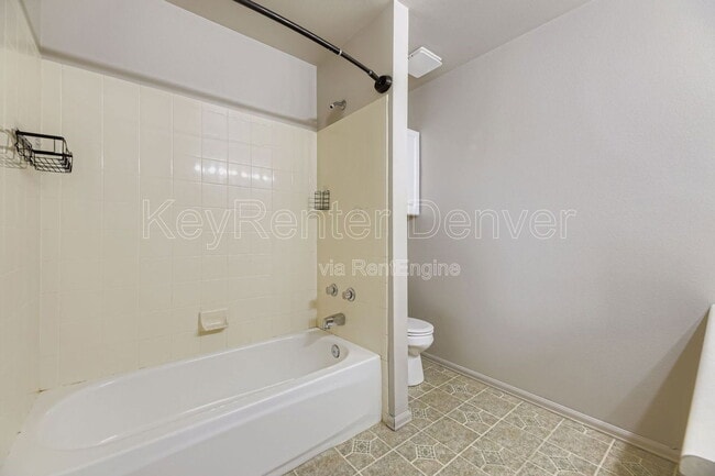 Building Photo - 5906 S Jellison St