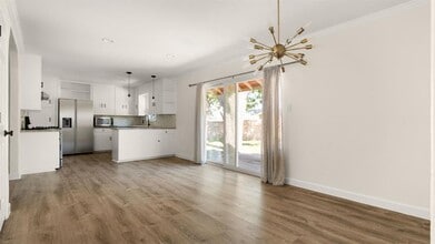 Building Photo - 2118 Fordham Ln