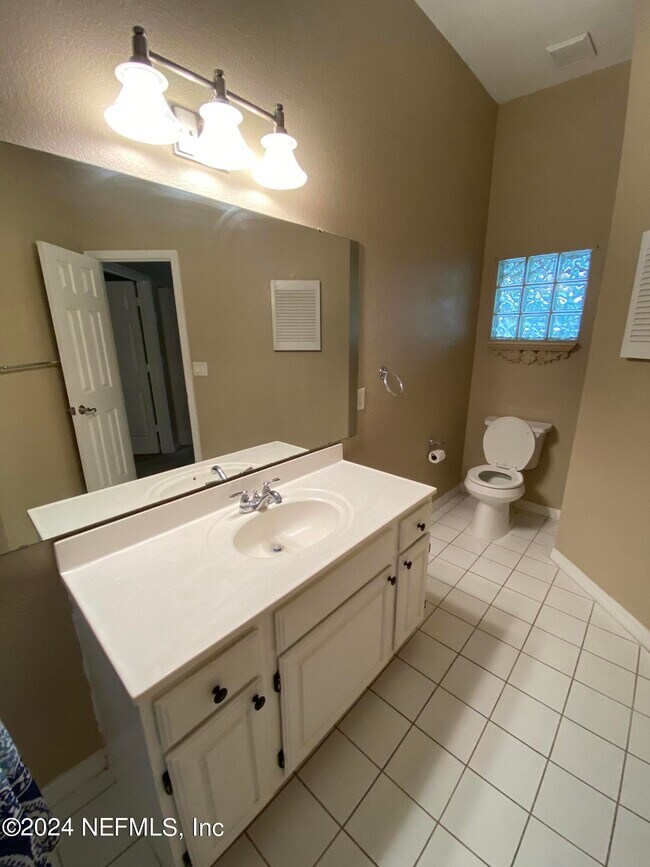 Building Photo - 10150 Belle Rive Blvd