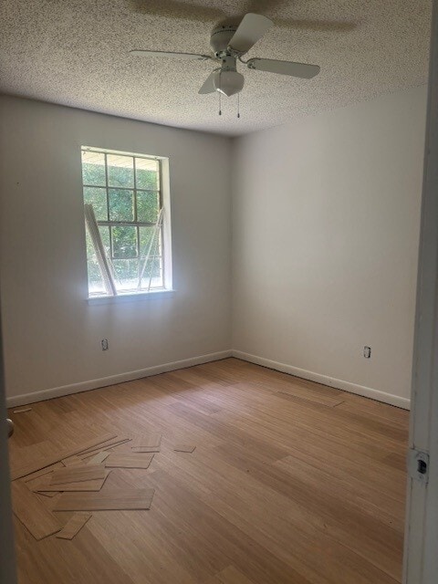 Building Photo - 300 Rials Dr