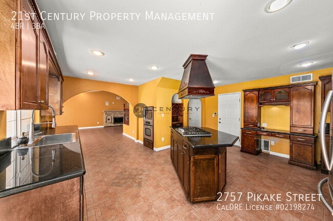 Building Photo - 2757 Pikake St