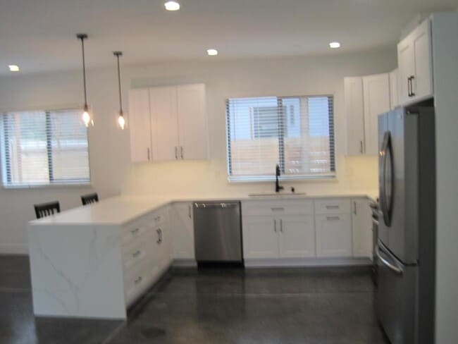 Building Photo - 212 SW 129th St
