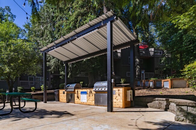 Building Photo - Larkspur West Linn