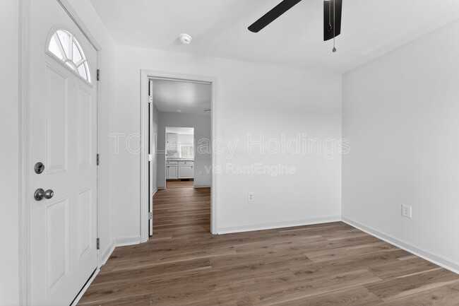 Building Photo - 134 Quincey St