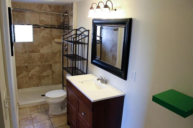 Building Photo - Charming 4BD/3BA | West Chester Borough | Steps to Dining & Shopping