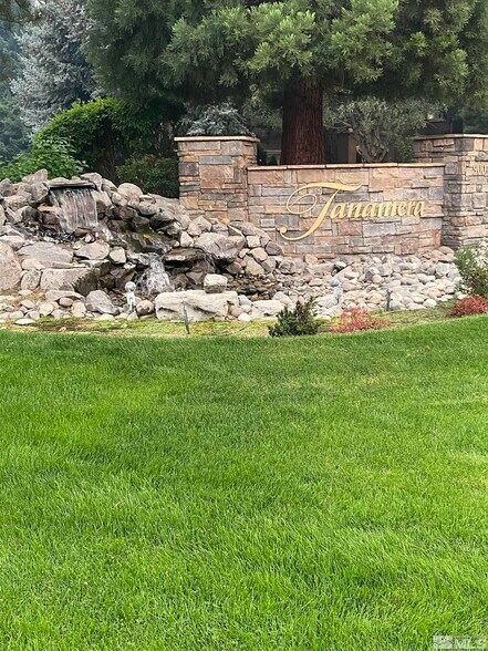 Building Photo - 900 S Meadows Pky