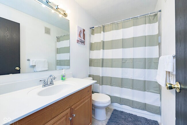 Building Photo - 4351 Village Pkwy Cir W