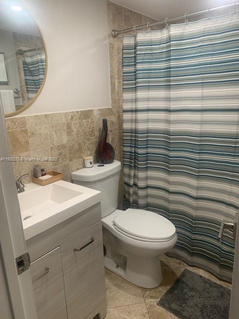 Building Photo - 1631 NE 114th St