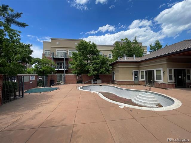 Building Photo - 5401 S Park Terrace Ave