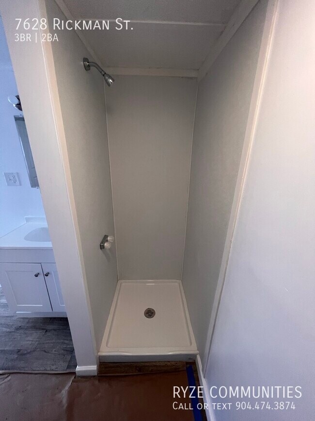 Building Photo - 7628 Rickman St