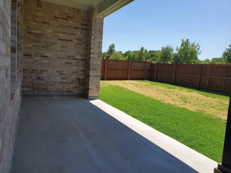 Building Photo - 4516 Hammerstein Blvd