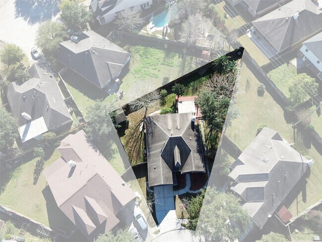 Building Photo - 5702 Fleethaven Ct