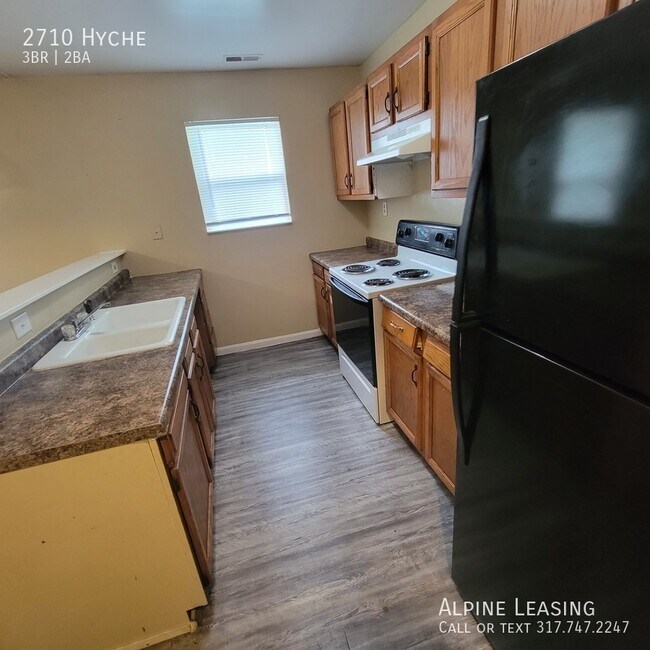 Building Photo - 2710 Hyche-