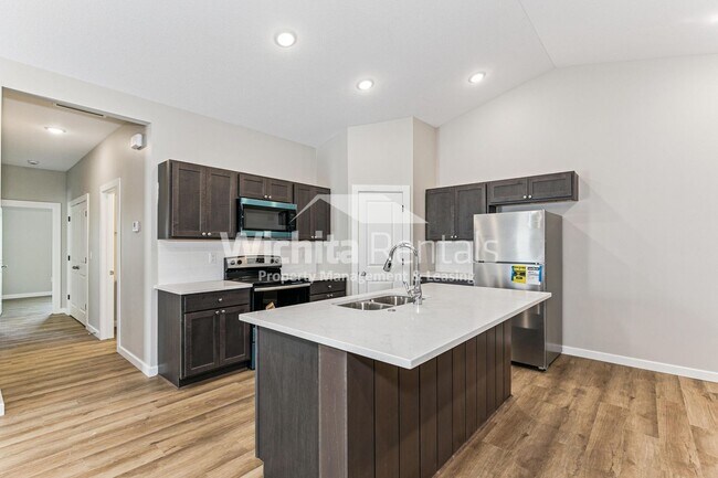 Building Photo - 622 Briarbrook