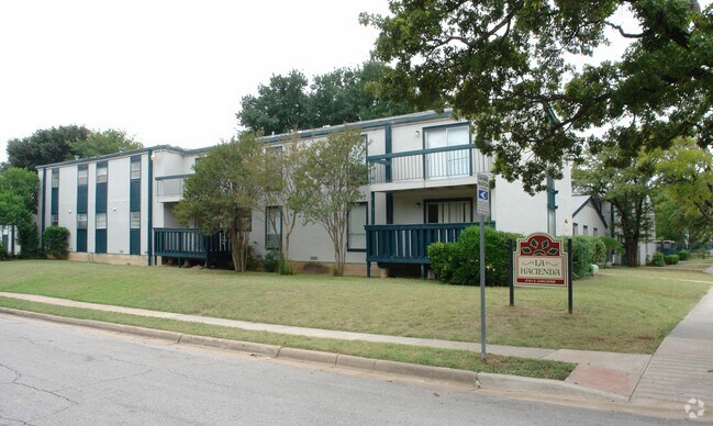 Building Photo - La Hacienda Apartments