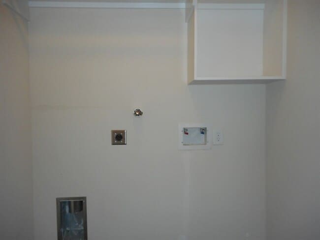 Building Photo - 22334 Queenbury Hills Dr