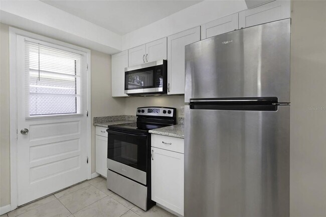 Building Photo - 1230 Amble Ln