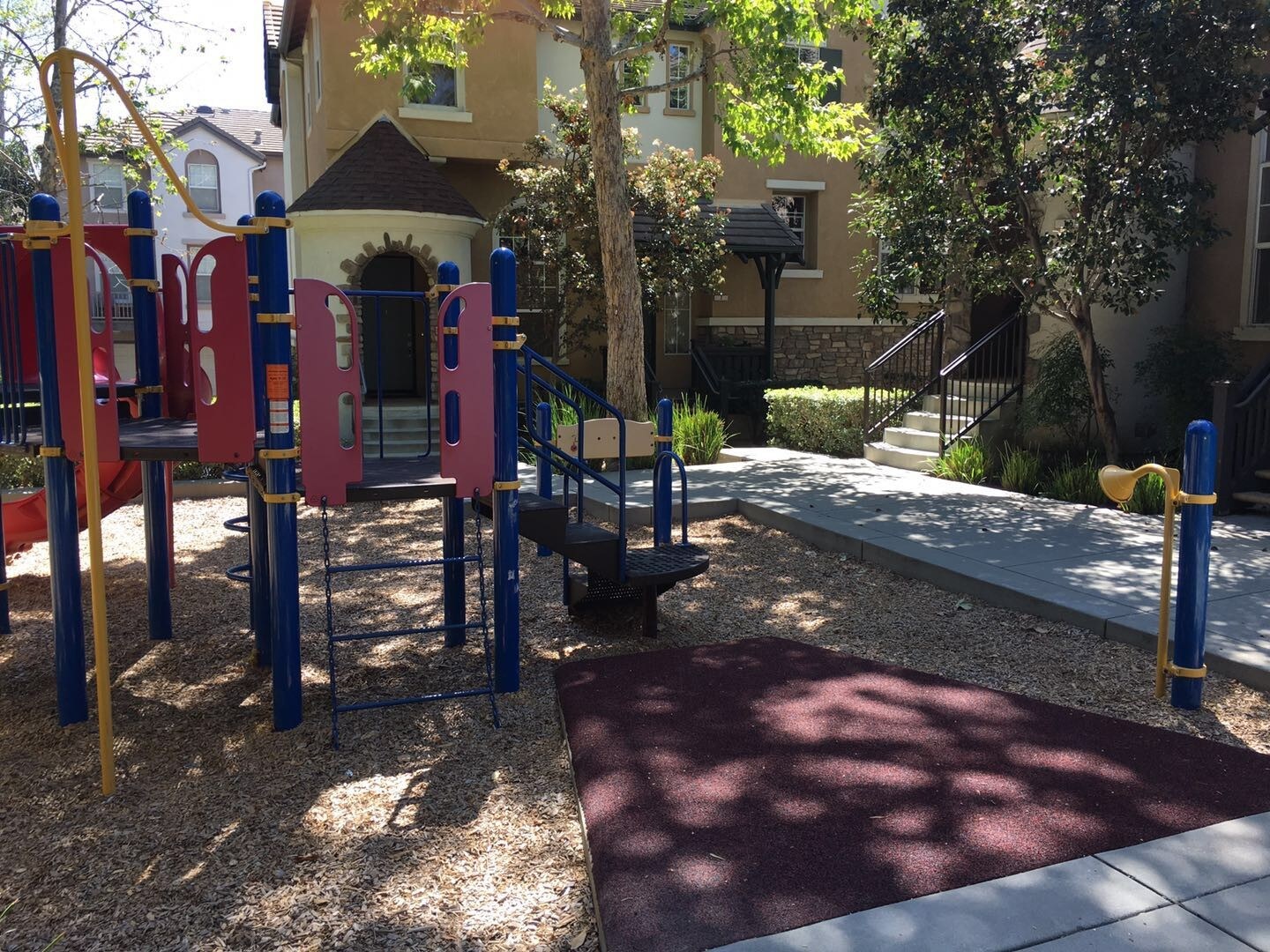 Building Photo - 45 Tulare Dr