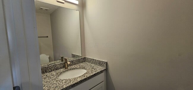 Building Photo - 125 Lenell Lp