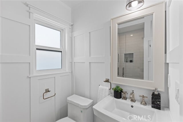 Building Photo - 12947 La Maida St