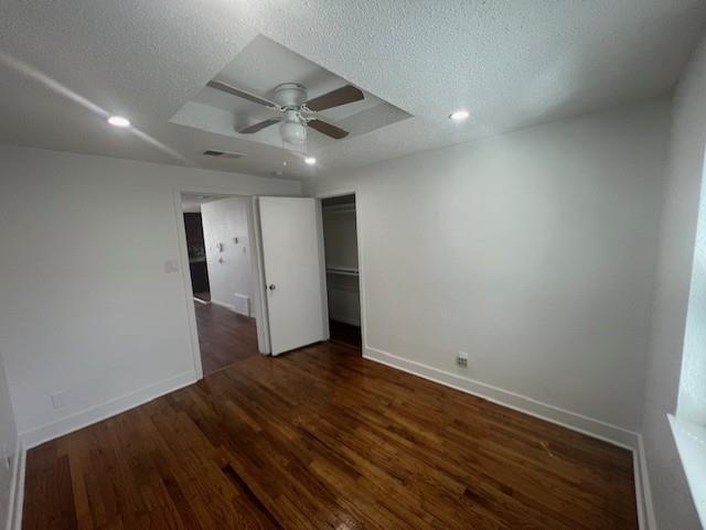 Building Photo - 404 S Cougar Ave