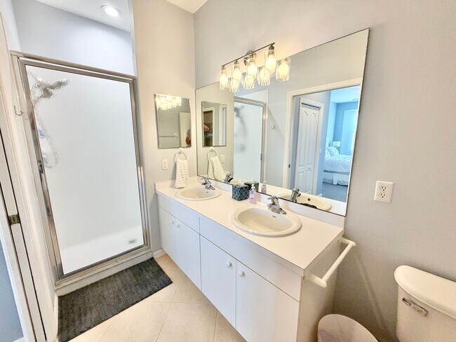Building Photo - 2740 Cypress Trace Cir