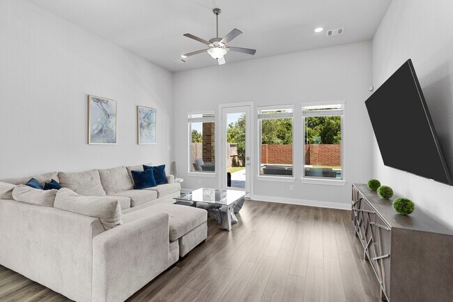 Building Photo - 2106 Ironwood Pass Dr