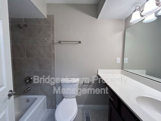 Building Photo - 1076 Beryl Trail