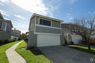 Building Photo - North Oxnard Condo