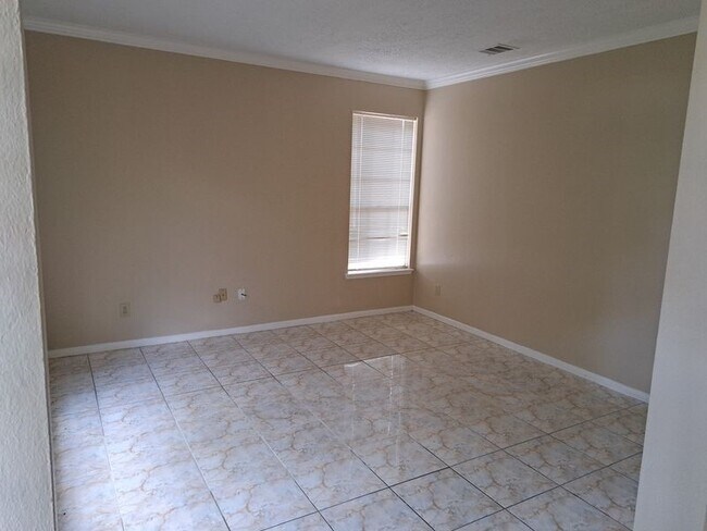 Building Photo - 14211 Torrey Vista Dr