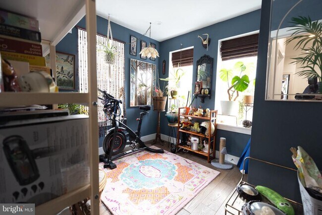 Building Photo - 1010 S Paxon St