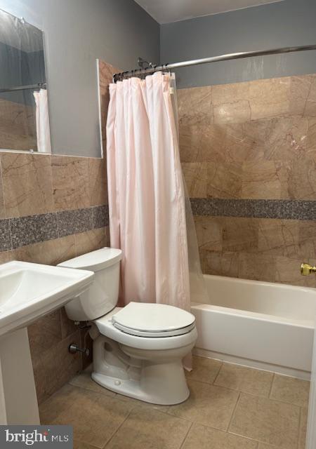 Building Photo - 4219 Ridge Ave