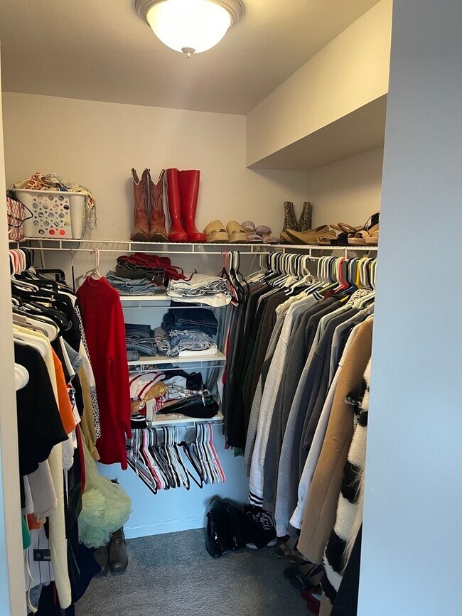 Building Photo - 440 N Wabash Ave