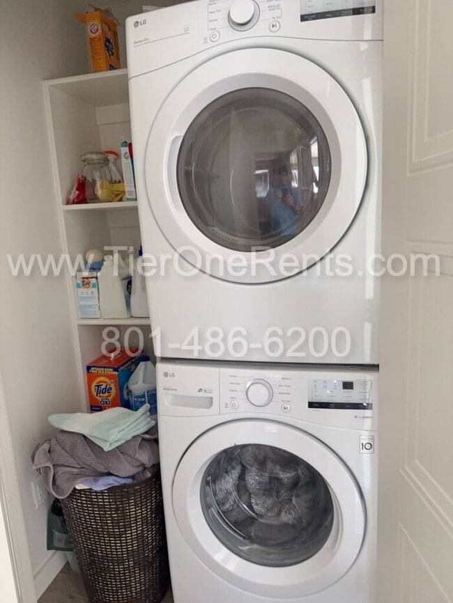 Building Photo - NO DEPOSIT option available for qualified ...