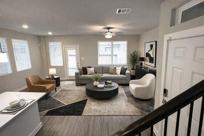 Building Photo - 3113 Moontide Ln