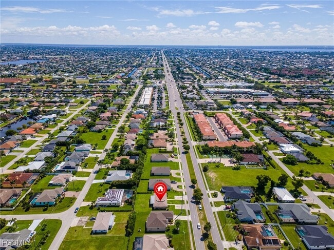 Building Photo - 1917 Cape Coral Pkwy W