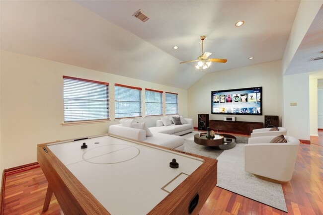 Building Photo - 14823 Atterbury Dr